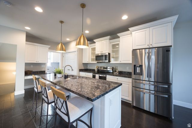 10213 S CROW WING DR, South Jordan, UT 84009