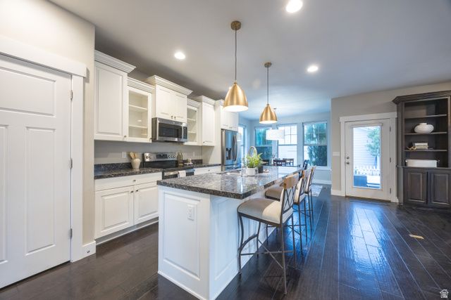 10213 S CROW WING DR, South Jordan, UT 84009