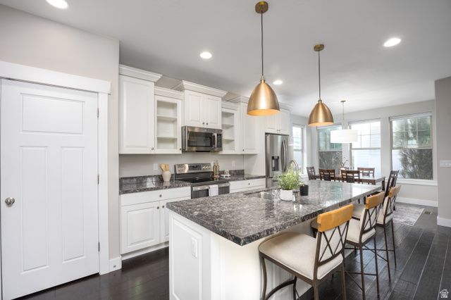 10213 S CROW WING DR, South Jordan, UT 84009