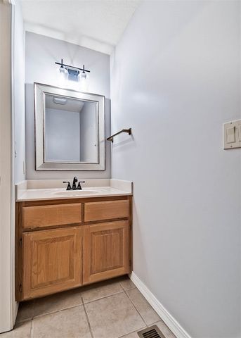 15 Cambria Lane, Bella Vista, AR 72715