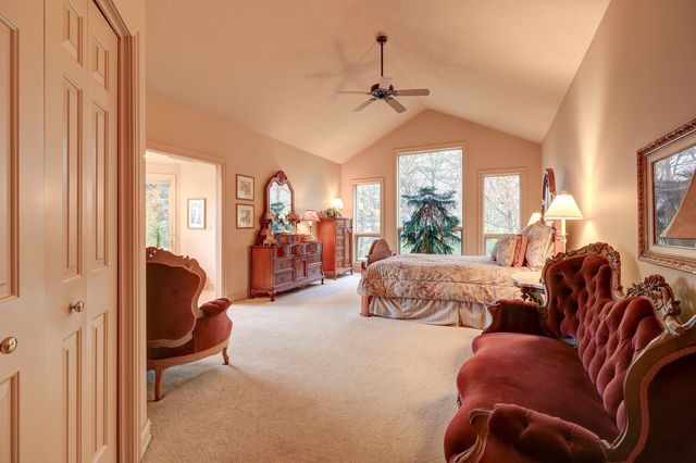 17619 Grandview Drive, Sterling, IL 61081