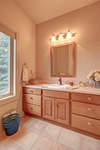 17619 Grandview Drive, Sterling, IL 61081