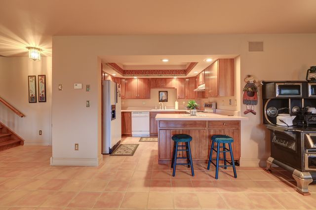 17619 Grandview Drive, Sterling, IL 61081