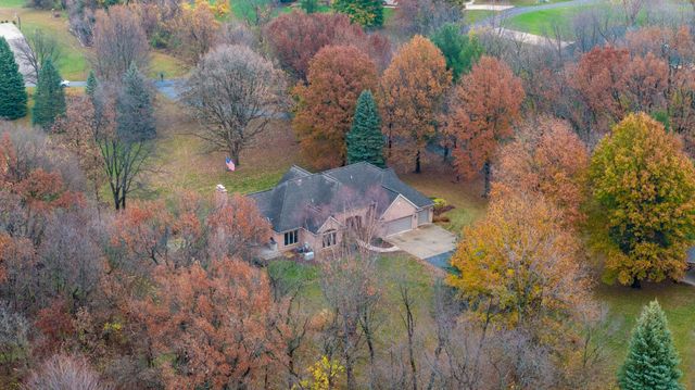 17619 Grandview Drive, Sterling, IL 61081