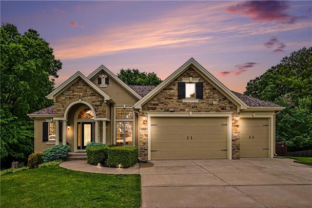 1407 NE 92nd Court, Kansas City, MO 64155