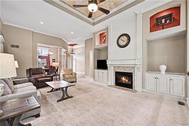 1407 NE 92nd Court, Kansas City, MO 64155