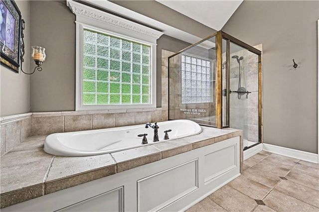 1407 NE 92nd Court, Kansas City, MO 64155