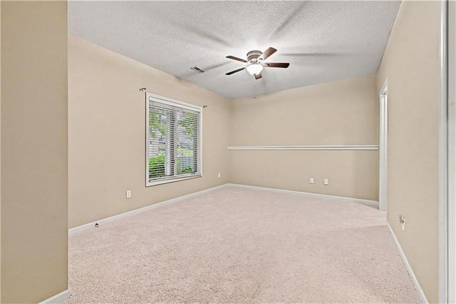 1407 NE 92nd Court, Kansas City, MO 64155