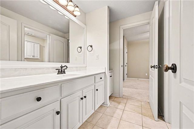 1407 NE 92nd Court, Kansas City, MO 64155