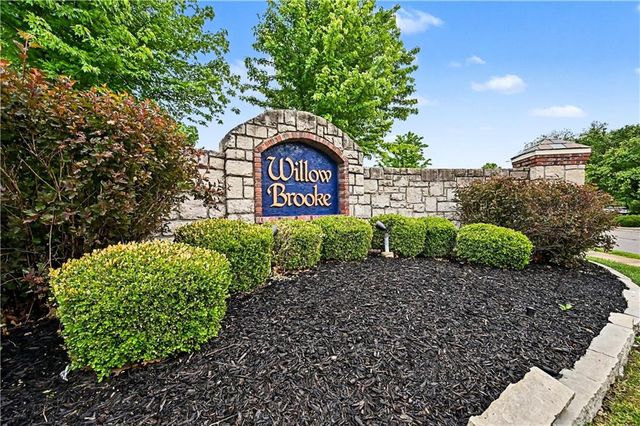 1407 NE 92nd Court, Kansas City, MO 64155