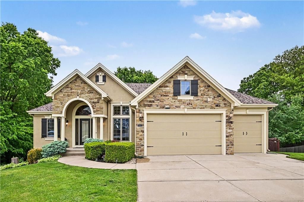 1407 NE 92nd Court, Kansas City, MO 64155