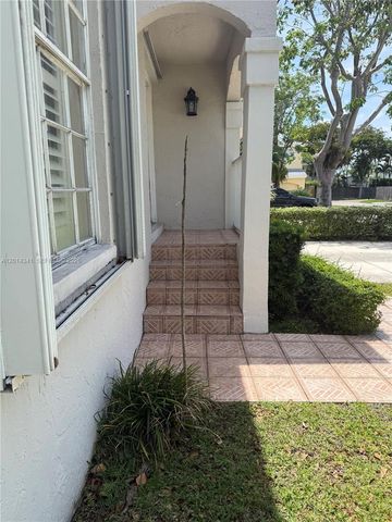 10161 SW 117th Ct 117, Miami, FL 33186