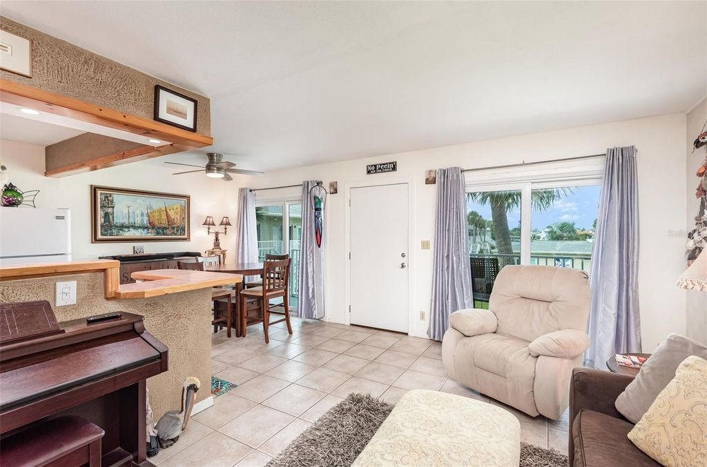 Image 2 of property listing at 335 N CAUSEWAY D22, New Smyrna Beach, FL 32169