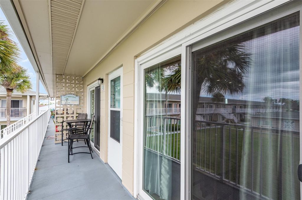 Image 14 of property listing at 335 N CAUSEWAY D22, New Smyrna Beach, FL 32169