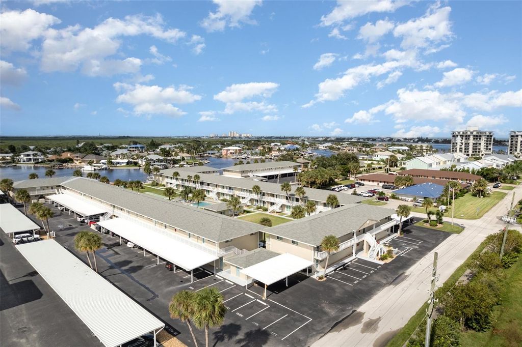 Image 26 of property listing at 335 N CAUSEWAY D22, New Smyrna Beach, FL 32169