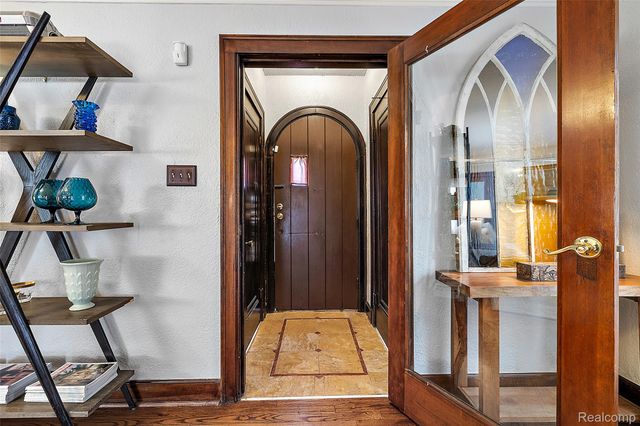 15442 Ashton Road, Detroit, MI 48223