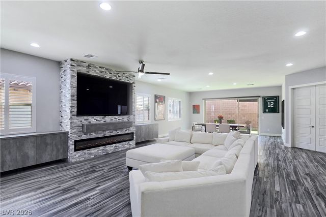 351 Dandelion Brook Court, Las Vegas, NV 89148