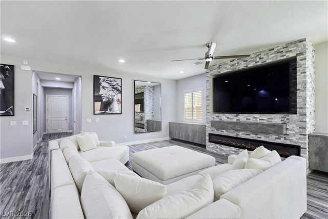 351 Dandelion Brook Court, Las Vegas, NV 89148