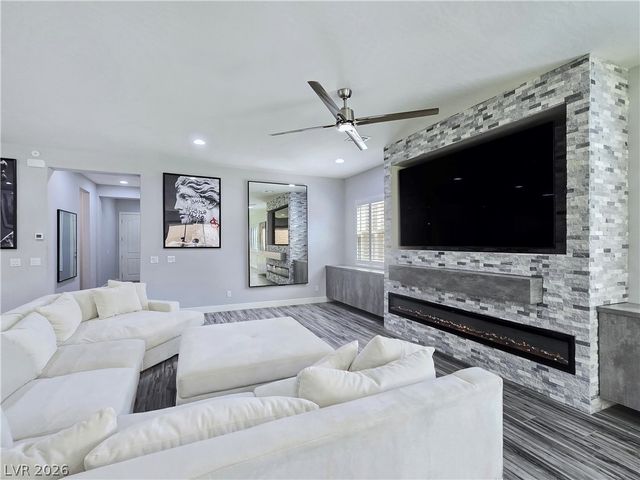 351 Dandelion Brook Court, Las Vegas, NV 89148