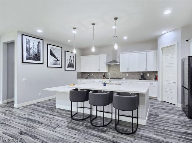 351 Dandelion Brook Court, Las Vegas, NV 89148