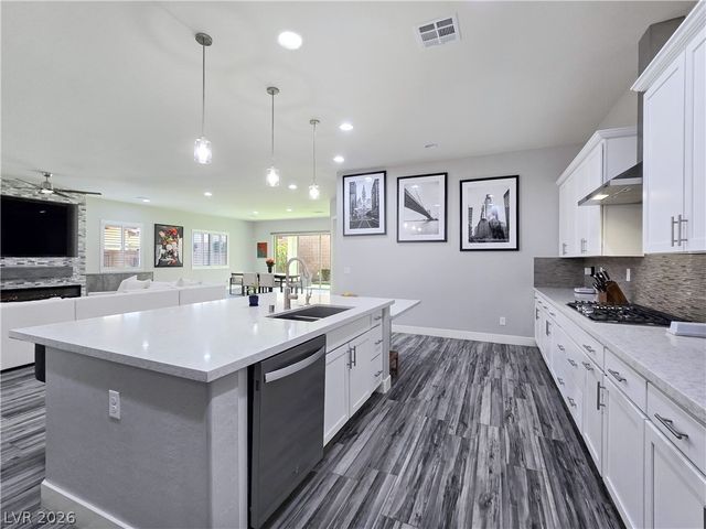 351 Dandelion Brook Court, Las Vegas, NV 89148