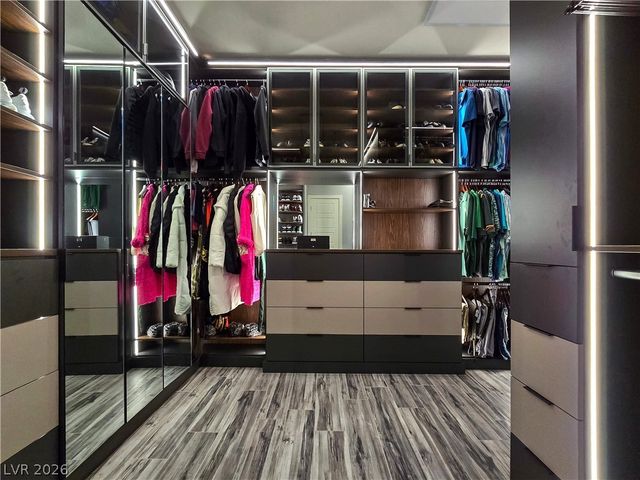 351 Dandelion Brook Court, Las Vegas, NV 89148