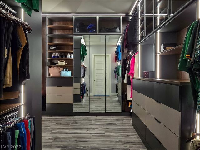 351 Dandelion Brook Court, Las Vegas, NV 89148