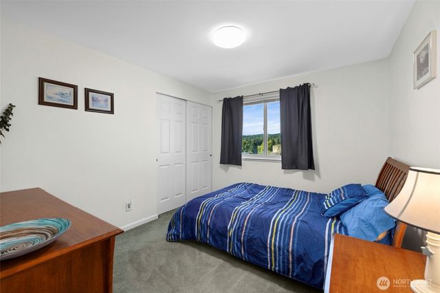 637 Cranberry Drive, Oak Harbor, WA 98277