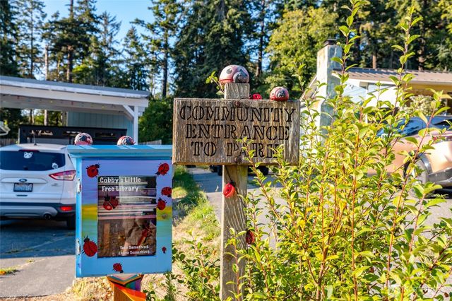637 Cranberry Drive, Oak Harbor, WA 98277
