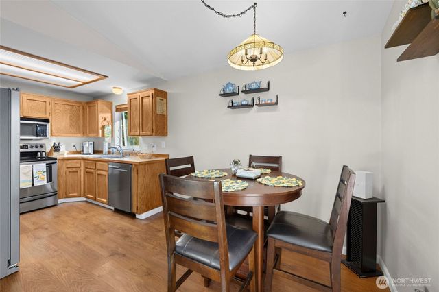 637 Cranberry Drive, Oak Harbor, WA 98277