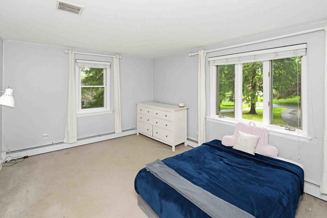 1070 BLUE ROCK LN, Blue Bell, PA 19422