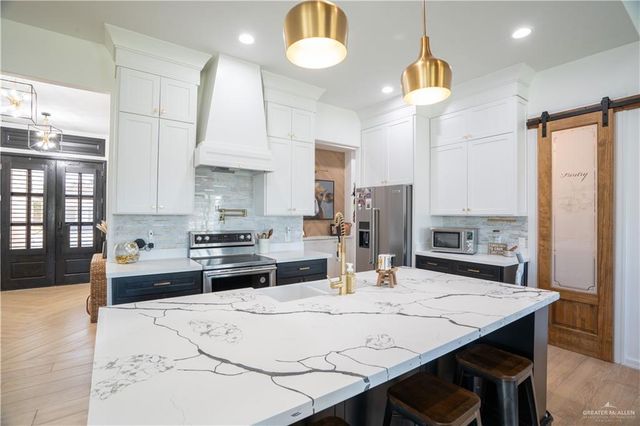 2701 Windsor Street, Edinburg, TX 78541