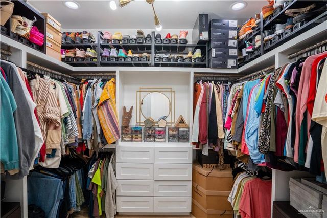 2701 Windsor Street, Edinburg, TX 78541