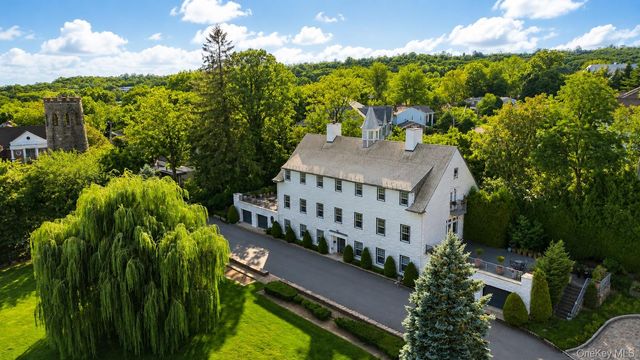 79 Flagg Court, Staten Island, NY 10304
