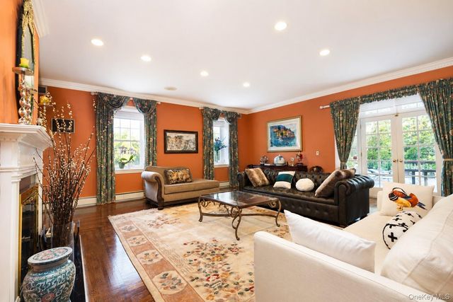 79 Flagg Court, Staten Island, NY 10304