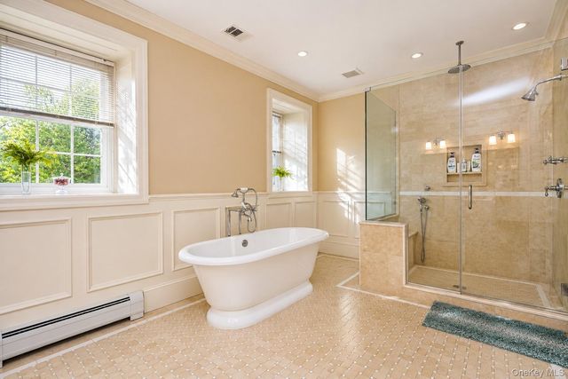 79 Flagg Court, Staten Island, NY 10304