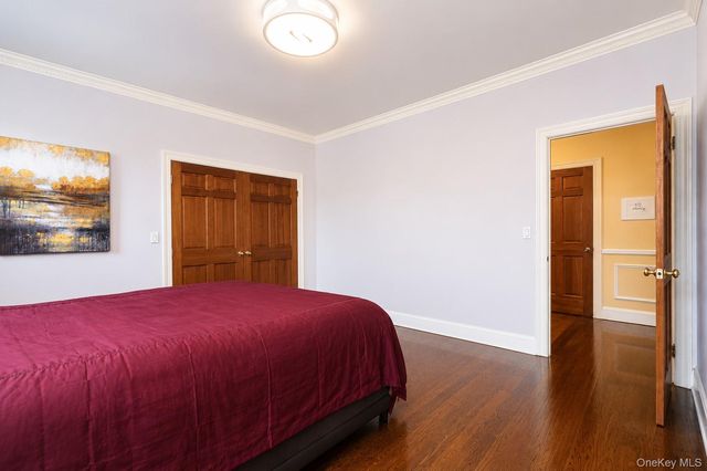 79 Flagg Court, Staten Island, NY 10304