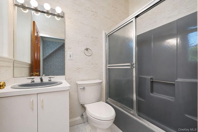 79 Flagg Court, Staten Island, NY 10304