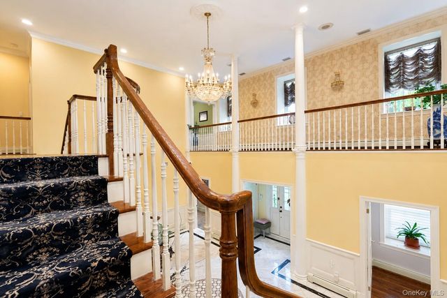 79 Flagg Court, Staten Island, NY 10304