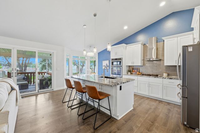 10218 S SANDY WILLOWS CV, Sandy, UT 84070
