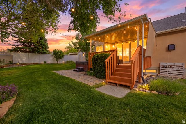10218 S SANDY WILLOWS CV, Sandy, UT 84070