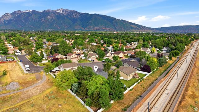 10218 S SANDY WILLOWS CV, Sandy, UT 84070
