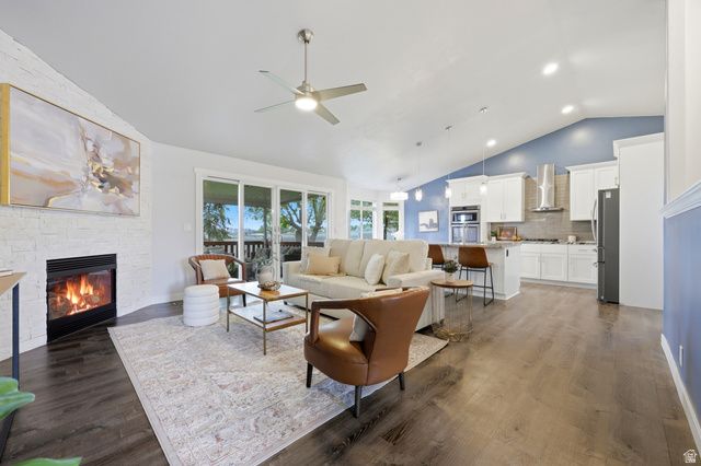 10218 S SANDY WILLOWS CV, Sandy, UT 84070