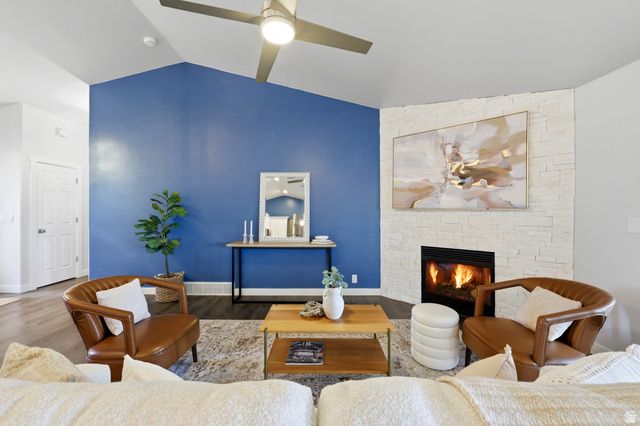 10218 S SANDY WILLOWS CV, Sandy, UT 84070