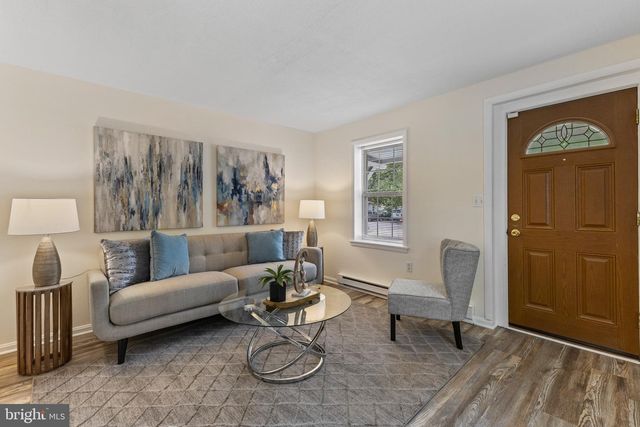 702 4TH ST, Laurel, MD 20707