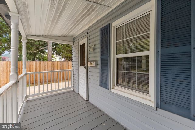 702 4TH ST, Laurel, MD 20707