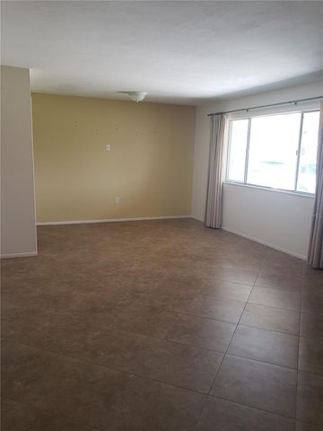 714 INDIAN WELLS AVENUE, Sun City Center, FL 33573