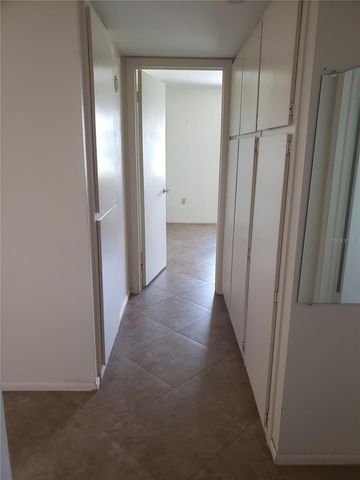 714 INDIAN WELLS AVENUE, Sun City Center, FL 33573