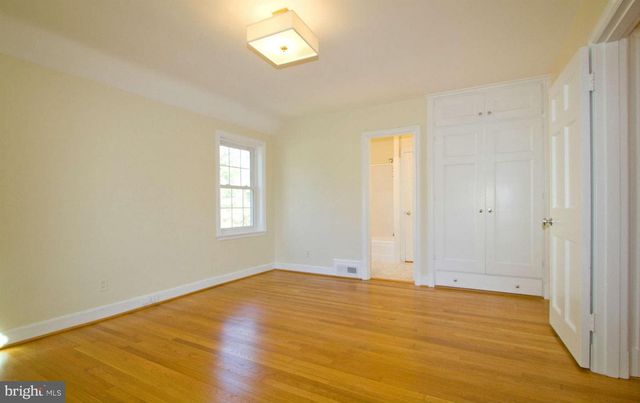 3717 FORDHAM RD NW, Washington, DC 20016