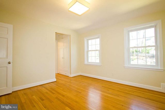 3717 FORDHAM RD NW, Washington, DC 20016